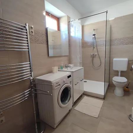 Cinegefeszek Nyaralohaz 別荘