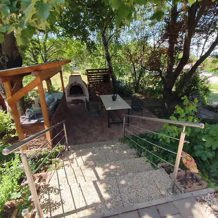 Holiday home Cinegefeszek Nyaralohaz *