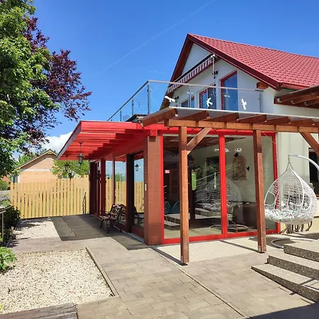Cinegefeszek Nyaralohaz Holiday home Siofok