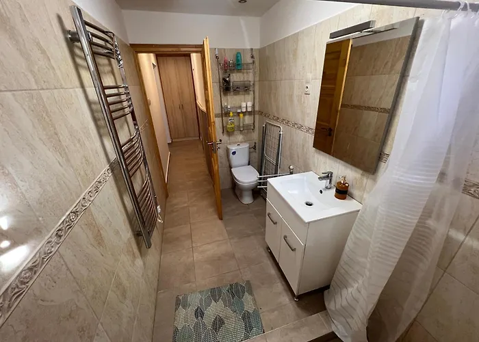 Cinegefeszek Nyaralohaz *