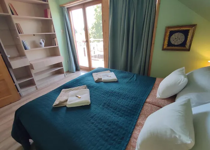 Cinegefeszek Nyaralohaz Tatil Evi *