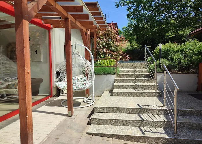 Cinegefeszek Nyaralohaz בית נופש *