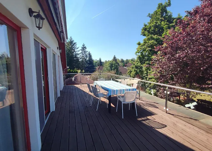 Cinegefeszek Nyaralohaz Tatil Evi *