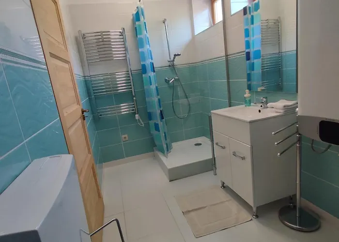 Cinegefeszek Nyaralohaz Tatil Evi